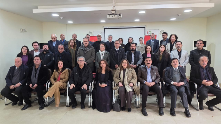 مه‌كته‌بی سیاسیی YNDK له ‌شاری سلێمانی به‌شداری كۆبوونه‌وه‌ی گشتى KNK ده‌كات