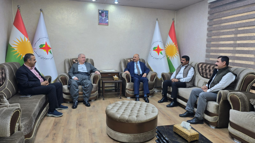 سكرتێری گشتیی YNDK پێشوازی لە سکرتێرى گشتیى پارتى رەنجدەرانى کوردستان دەكات