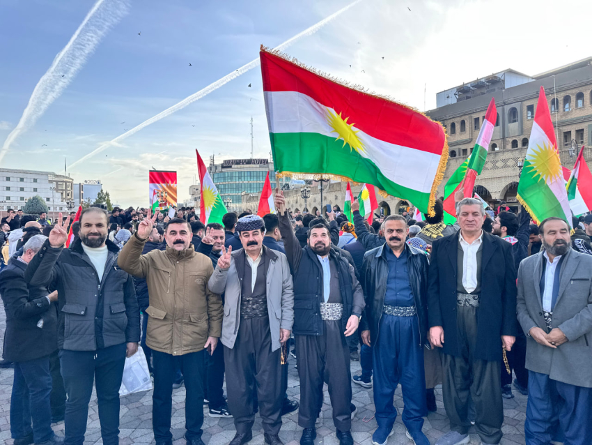 مه‌كته‌بى سياسى و سه‌ركردايه‌تى و ئه‌ندام و لايه‌نگرانى YNDK له هه‌ولێر به‌فراوانى به‌شداری شه‌ممه‌ى كۆبانێ ده‌كه‌ن